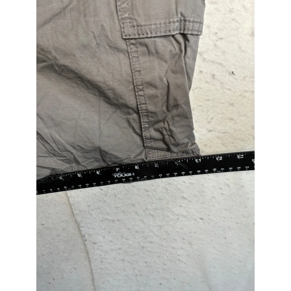 Unionbay Mens Gray Cargo Shorts Size 36 Cotton Blend YB51003 Casual Outdoor